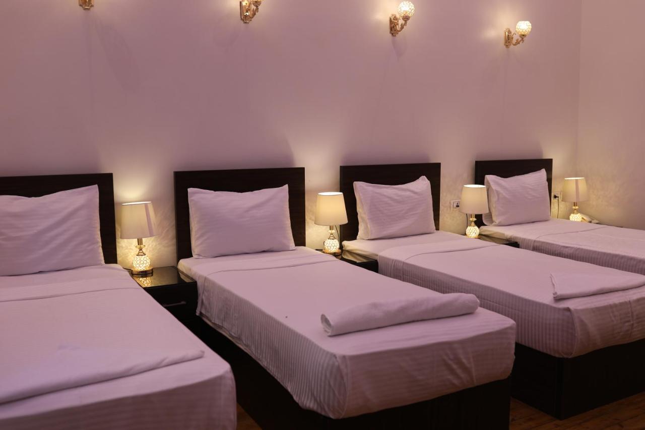 Hostel New Midtown Kairó